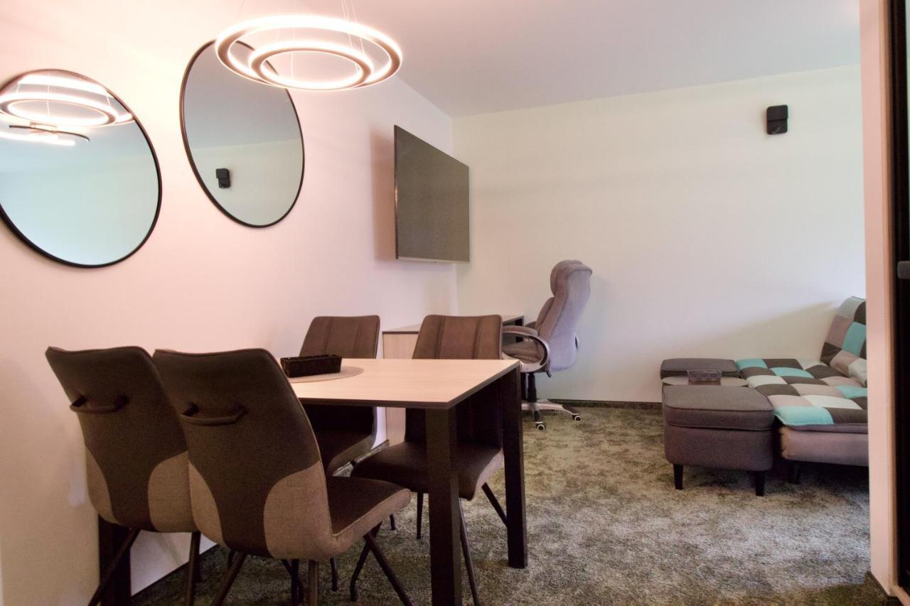 Apartman Uprostred Trojuhelniku Praha - Karlovy Vary - Plzen Kolesovice Exterior foto